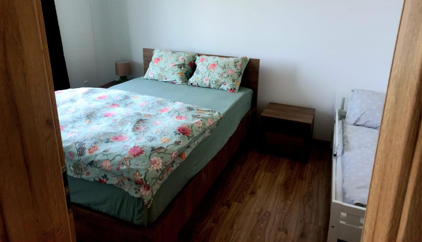 Apartman Violetta Nove Mesto nad Metuji Exterior photo
