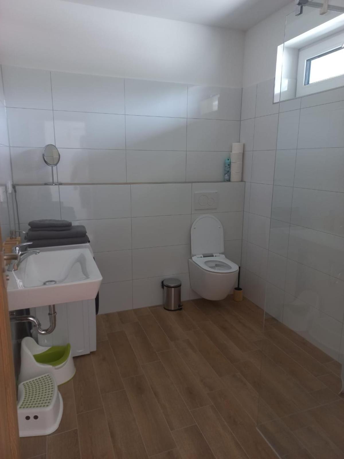 Apartman Violetta Nove Mesto nad Metuji Exterior photo